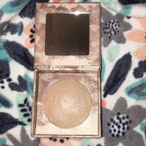 Urban Decay Naked illuminated (luminous)